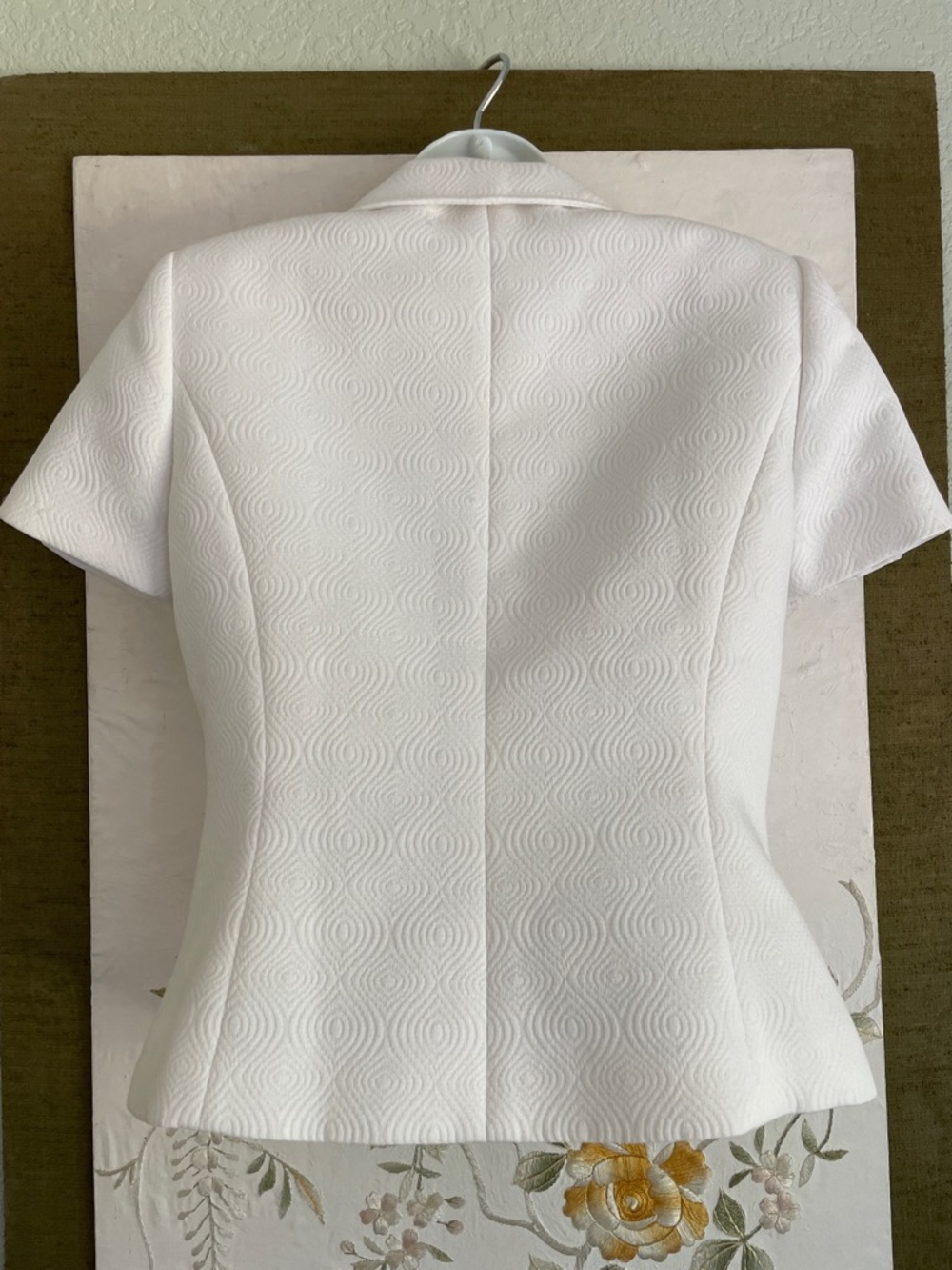 TAHARI white blazer jacket short sleeve 4 - Picture 9 of 10